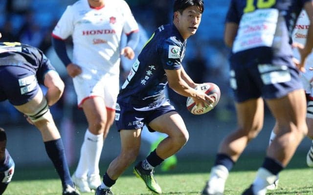 誕生日に、先制トライで、初勝利。頼もしきキャプテンの有言実行