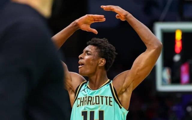 ホーネッツのビッグマン、ムサ・ディアバテが2ウェイ契約から本契約に昇格