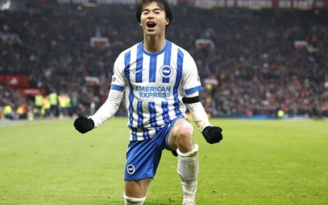 「最初から忠誠心を示していた」ブライトン指揮官が三笘薫の“メガオファー”に言及　残留の決断に「成長できる環境だと分かっている」