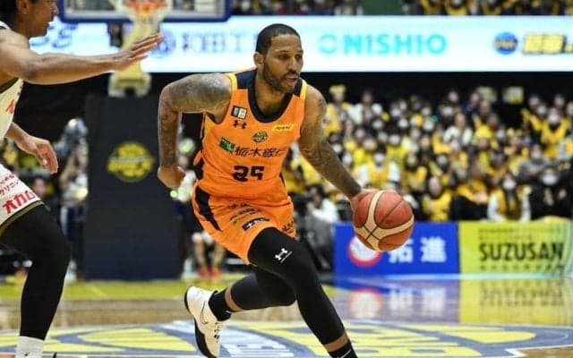 初の“トリプルダブル”を達成したD.J・ニュービル「いいパフォーマンスを発揮できて良かった」