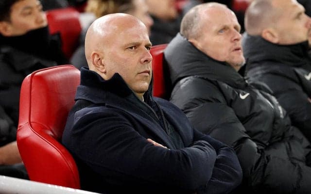 「素晴らしい雰囲気になる」自身初のマージーサイド・ダービー迎えるスロット監督、先制点の重要性強調「観客の感情をコントロールしなければ…」