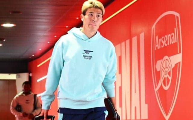 冨安健洋に漂う暗雲…「膝の再手術」の可能性を現地紙が示唆　専門サイトも回復を不安視「期待されていた改善はみられない」