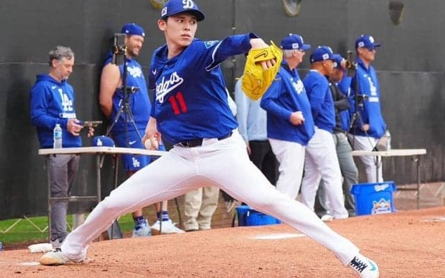 佐々木朗希の“宝刀”に捕手驚愕「今まで見たことがない」　思わず漏れた「Oh my gosh!」