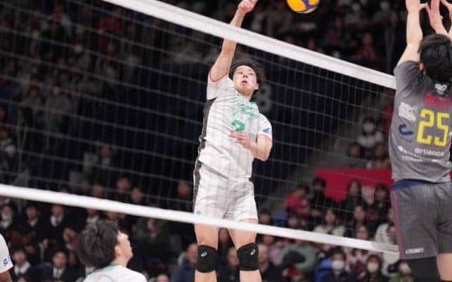 【バレー】広島TH・新井雄大「スパイクの準備を早くする意識をし始めて自分の中でも選択肢が増えている感覚がある」 SV男子会見