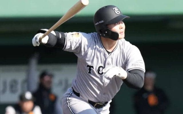 阿部巨人　激化する外野手争いに「また一人」沖縄切符をもぎ取った　注目される「左の大砲候補」