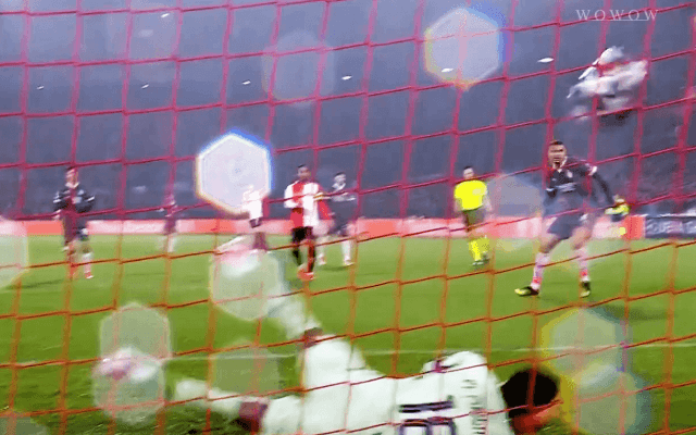 「嘘だろ？」「どうした…」ミラン守護神の“ファンブルで決勝点献上”にファン失望！「失策の汚点」現地メディアも辛辣評価