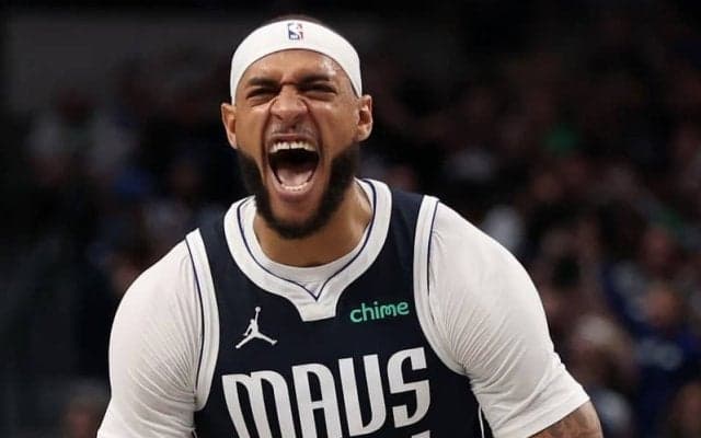 マーベリックスのギャフォードが膝負傷し全治6週間…AD加入もフロントコート壊滅状態に