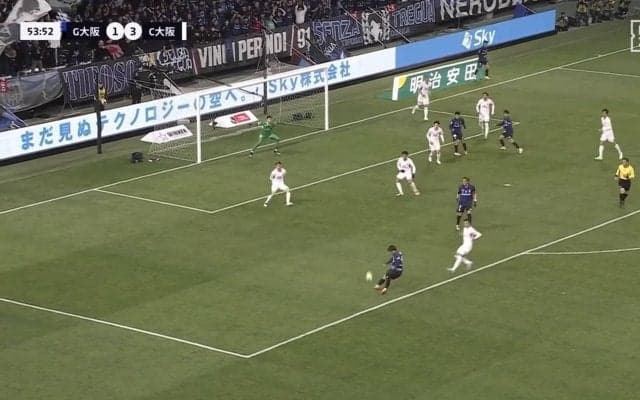 VAR7分！「どこがオフサイドや」「出てるやん」大阪ダービーで意見真っ二つの難判定！元C大阪・柿谷曜一朗も「もういいんじゃないですか？オフサイドじゃなくて」