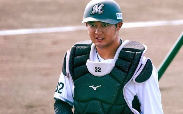 ロッテ・佐藤都志也が右足骨折　フリー打撃の自打球で…14日に病院検査で判明