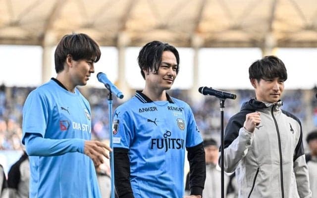 「セミロングになって可愛さマシマシ」元人気女性アイドルが芸人クロちゃんの「プロポーズをお断り後の初姿」をJ1川崎の開幕戦から発信で1万5千いいね！「元気そうで良かった」の声