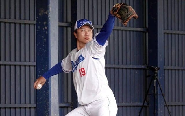 元メジャー投手が衝撃を受けた“所作”「頭ひとつふたつ抜けている」中日右腕のレベチな才能