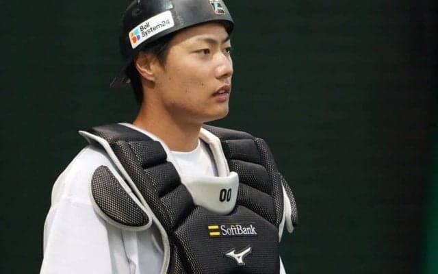 悪球打ちにベンチのイケメンも“お手上げ”　未完の大器は「デカくなった？」