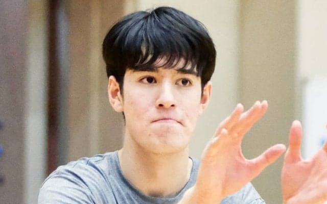 バスケ日本代表で大注目の18歳は206cm　渡邉伶音のポテンシャルは渡邊雄太を超える？