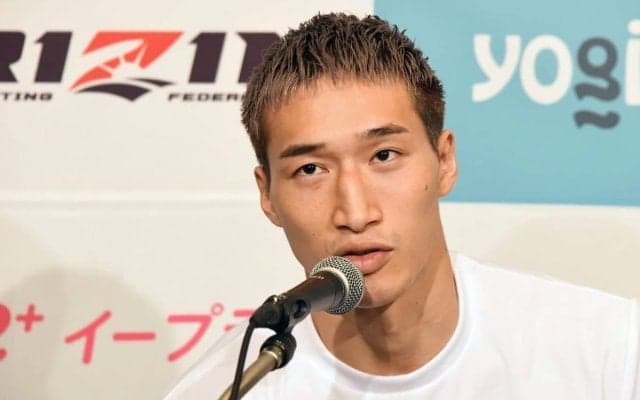 【RIZIN】安保瑠輝也、“精神修行”の成果を報告　南米の地をニッコリ笑顔で満喫「ここからの俺やばいくらいに強い」