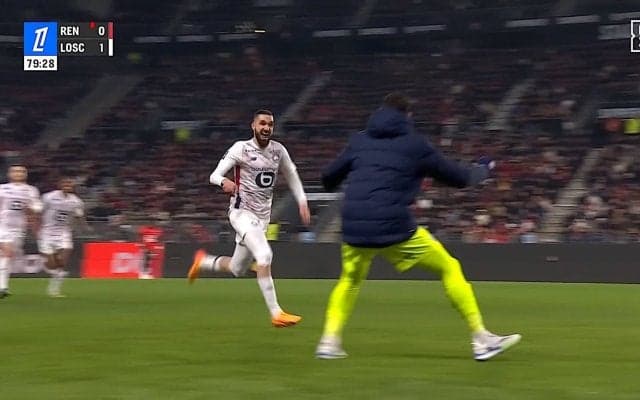 心臓疾患から奇跡の復活！ 元アルジェリア代表MFが復帰戦で劇的ゴール…広がった歓喜の輪「ドラマチックだな」SNS歓喜