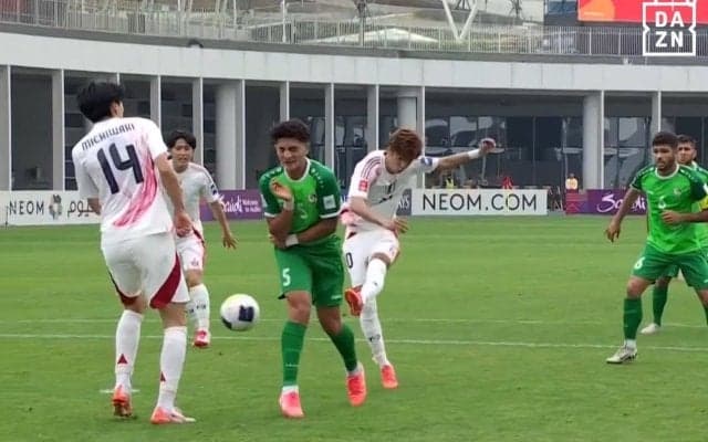 「うめええ！」日本代表10番が“ハイレベルすぎる縦振りボレー”で逆足ゴラッソ「ミート難しい」大関友翔を柏木陽介も絶賛【U20アジアカップ】