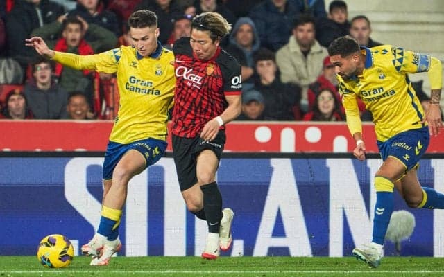 「我々が見たいアサノ」久々先発の浅野拓磨が神技トラップや股抜き突破、指揮官もパフォーマンスを称賛「我々に必要な選手」