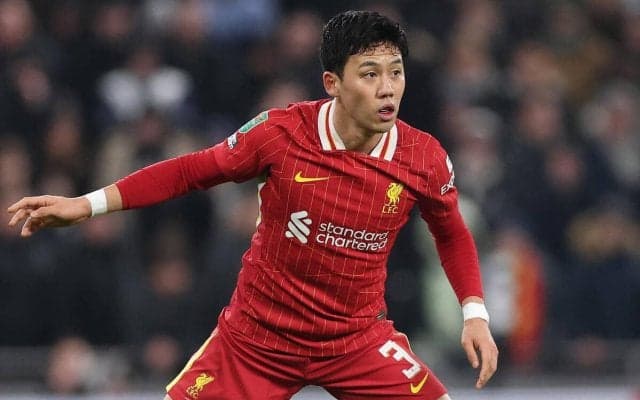 「頼りたい時はいつだって彼がいる」クローザーとしての存在感を見せる遠藤航、スロット監督が改めて存在を称賛「重要な存在であり続ける」