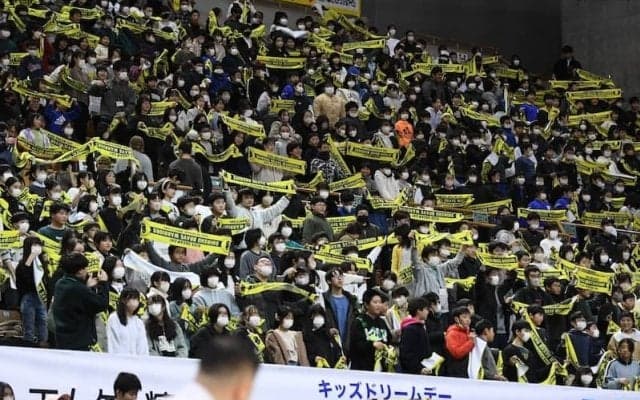 信州ブレイブウォリアーズ、“平日昼開催試合”で入場者数5533人…勝久マイケルHC「最高の雰囲気でした」