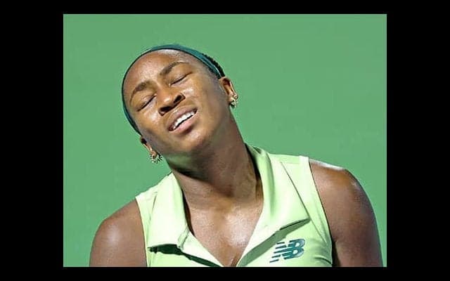  世界3位 ストレート負けで16強逃す 