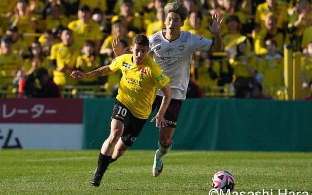 新加入ブラジル人が浦和の｢攻撃の中心｣に、神戸の守備｢最終ライン｣に問題点【神戸VS浦和戦で見えた｢新戦力の実力｣と｢今後の課題｣】(1)