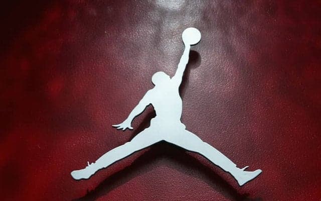 NBAスターも訪問した“スニーカー豪邸”が36億円で販売中…圧巻ジョーダンコレクションもセットで譲渡