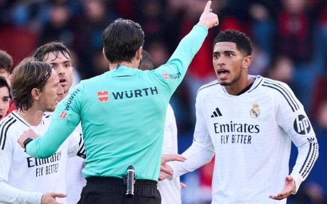 ベリンガムが2試合の出場停止に、主審に侮辱発言も本人は否定