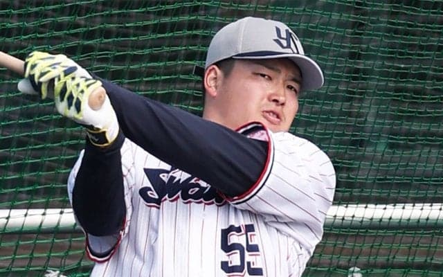 名コーチ・伊勢孝夫がヤクルト二軍の若手に苦言 「なぜ村上宗隆をもっと質問攻めにしない」