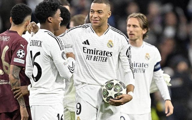 圧巻ハットでシティ撃破のムバッペ「自分自身に限界はない。ただ、最も重要なのはトロフィーを獲得すること」