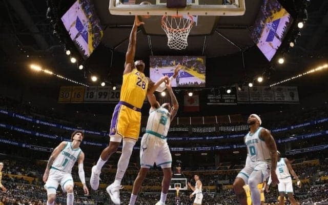 八村塁、10戦連続2ケタの17得点…レイカーズはホーネッツに苦杯