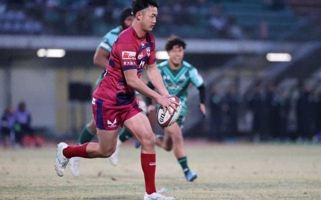 移籍の背景に「やってみなはれ」の精神。退路を断ったフルバックの挑戦