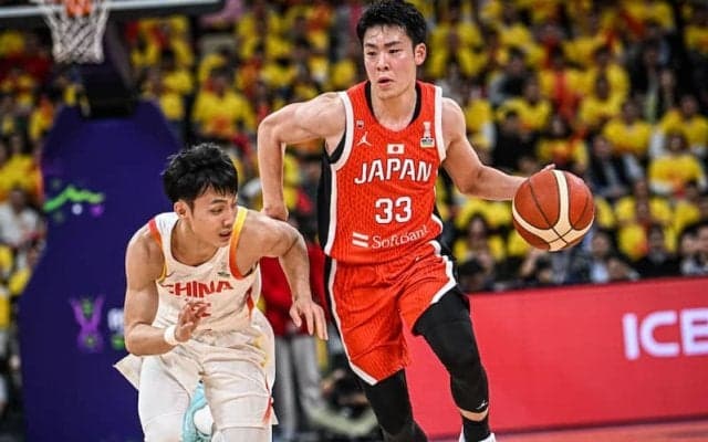 日本がアジアカップ予選初黒星…一度もリードを奪えず中国に42点差大敗