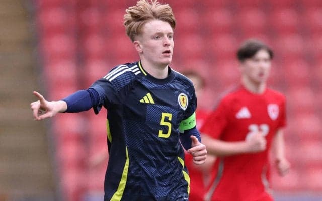 アーセナルが15歳の原石確保で合意か？ U-16スコットランド代表CBが夏に加入へ