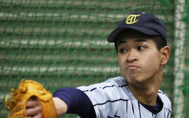 努力が開花した秋に背番号7で見せた快投　東海大札幌・矢吹太寛