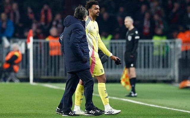 ユベントスに痛手…PSV戦途中交代のヴェイガが足底腱膜の損傷で2～3週間の離脱に