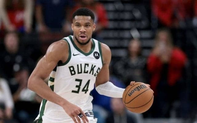 ヤニスが復帰戦で23得点…バックスは新戦力も活躍しクリッパーズ撃破