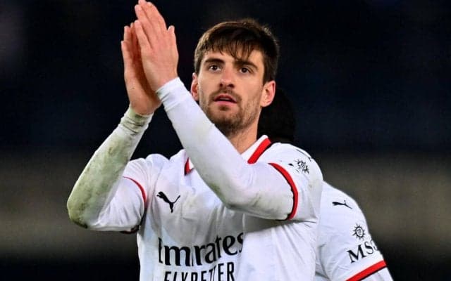 「試合後すぐにチームに謝罪した」ミランCL敗退に繋がる退場劇、テオ・エルナンデスを同僚ガッビアが擁護「サポートはすべてテオに向けられている」