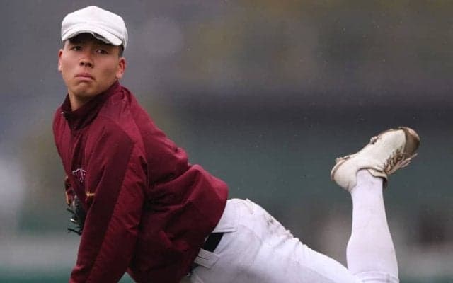 奪三振率トップを誇る好左腕　昨夏の甲子園を沸かせた早稲田実・中村