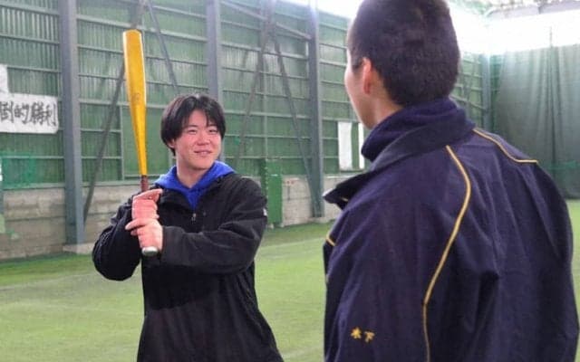 実家スーパーが被災　航空石川OBがセンバツ出場の後輩に寄せる思い