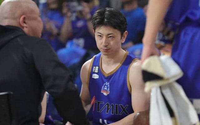 B2青森の猪狩渉が選手兼通訳兼ACの“一人三役”に…AC契約解除に伴い正式にコーチ就任