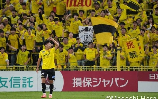 優勝争いは2強が中心、追う鹿島、G大阪、町田…、｢成功した｣浦和と柏の選手トレード、期待は細谷と福岡・金新監督【2025Jリーグ｢開幕｣の激論】(8)