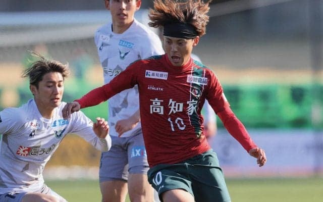 「開幕戦から改善できた」J3高知の面々がJリーグ初勝ち点と同時に掴んだ感覚とは「やっぱり攻撃の“タメ”は大事」「全然やれる」「プレーの質をもう一段階上へ」