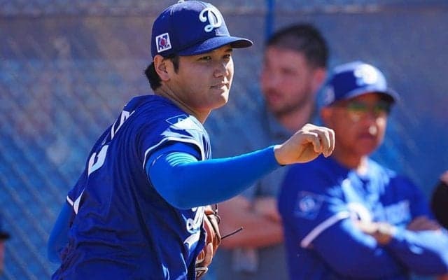 大谷とタッチしたい…指揮官の所作が「かわいすぎ」　待ち続けた右手が「乙女…」