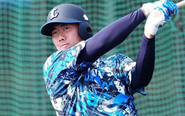 大砲候補の一振りが「ロマンの塊すぎる」　体勢崩れたのに…衝撃弾に騒然「入んの？」