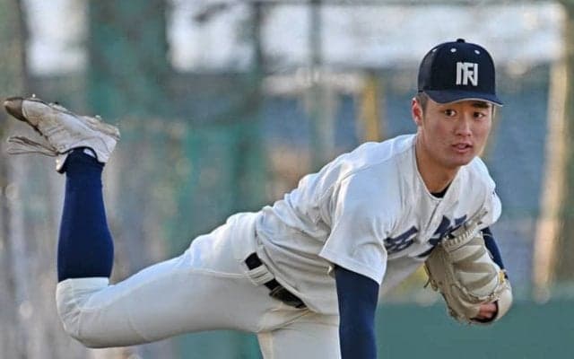 元社会人日本代表の父を「超える」　西日本短大付のエース中野の思い