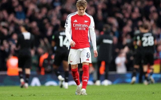 「見ていて退屈なチーム」痛恨黒星でタイトル遠のくアーセナル…失速の要因の一つは創造性欠如？「セットプレーへの執着が…」