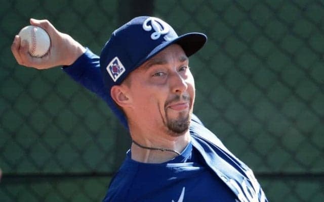 ド軍「273億円」左腕が移籍後初の対外試合で好投　1回無失点で1奪三振　先発ローテの中心として期待