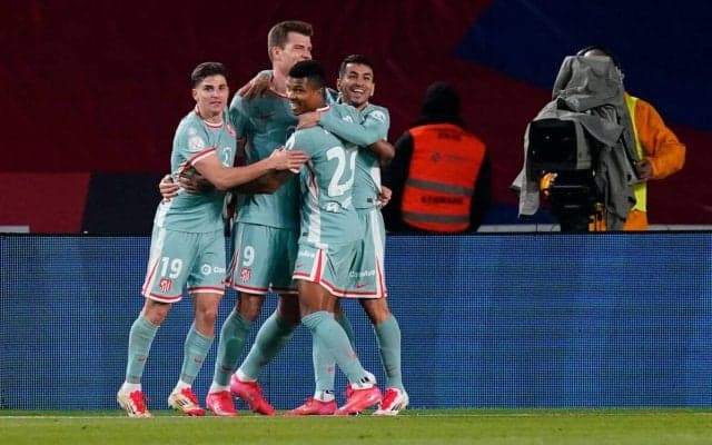 バルセロナとアトレティコによるド派手な打ち合いは4-4のドロー、終盤の2発でアトレティコが引き分けに持ち込みホームの2ndレグへ【コパ・デル・レイ】