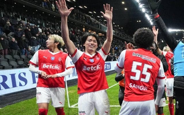 「痺れるな」「ピンポイントクロスたまらん」関根大輝が移籍後初アシスト、中村敬斗がドンピシャヘッド！日本人ライン開通「優勝してくれ」