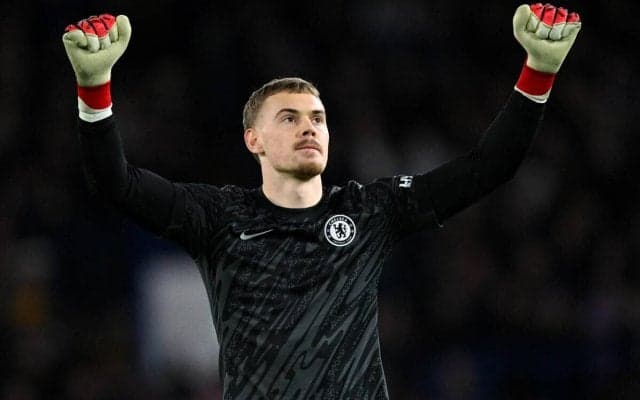 「ロングボールは交代」ファンもざわつくGKヨルゲンセンのパスは31本成功、チェルシー指揮官が指示だと明かす「私が言った通りに動いただけ」